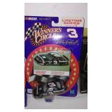 Dale Earnhardt NASCAR Collectible Cars 1:64 Scale (5)
