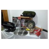 Assorted Saw Blades, Canvas Tool Bags (new).