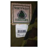 Camouflage Vest, Field and Stream Cooler  Like New. Size L
