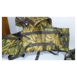 Camouflage Flotation Vest, Hats. Vest Like New, Size L/