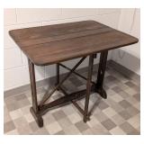 Vintage Mahogany Drop Leaf Gate Leg Table