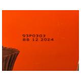 ID 4 - Box of 16 Reese