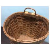 Vintage Woven Trappers Basket 16" x 13" x 20" - Neat!
