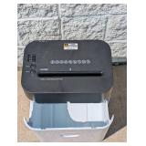 ROYAL MICROCUT 14 SHEET PAPER SHREDDER