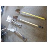 4 Shovels
