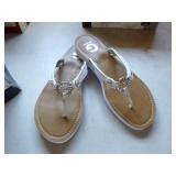 5 Pairs of Size 9 Women