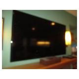 Samsung 42in flat-screen TV with re...