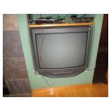 Sony trinitron tube TV and video ca...