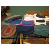 Box of misc table linens...