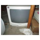 2 Tables, Decor, vintage RCA video ...