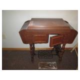 Vintage Wood Seamstress work statio...