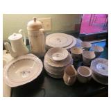 Floral themed Nikko tableware with ...