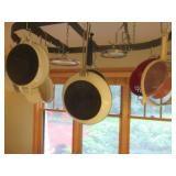 White Enamel Cookware with lids plu...