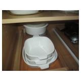 Corningware assortment, metal mixin...