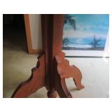 Round hardwood pedestal style end t...