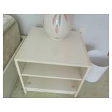 Queen size platform bed with 2-matc...