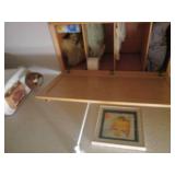 Fish themed wall decor, seashells a...