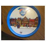 Vintage Heilemans Old Style tin tra...