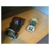 2 Vintage car replicas...