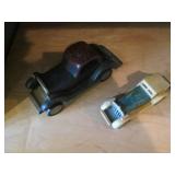 2 Vintage car replicas...