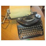 Vintage Underwood manual typewriter...