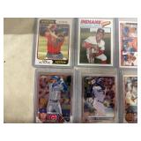 Lot of 12 Baseball Cards