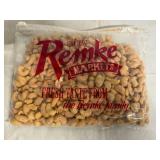 1.5lb Bag of Remke Garlic Cashews