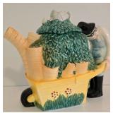 Vintage Roy Simpson Teapot