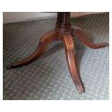 Vintage Imperial Grand Rapids Mahogany Tray Top Table