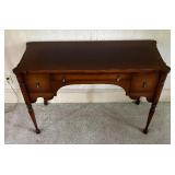 Vintage Traditional English Writing Desk