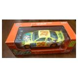1996 1:24 scale Cartoon Network race car with the Flinstones - New