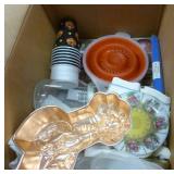 Large box of kitchen stuff - see all the pictures