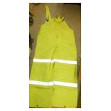 THREE Medium rain suits hi-vis