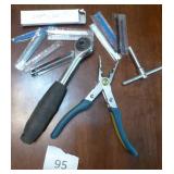 Ratchet 3/8, needle nose with snips and wire strip, Jigsaw blades