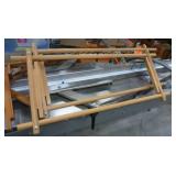 Embroidery stands holder / stretcher