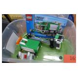 Lego set 4432 of a garbage truck