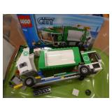Lego set 4432 of a garbage truck