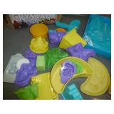 Crystals, Silly Putty, Moon Sand, Light up moving fish tank picture