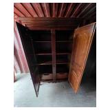 Large Hutch