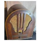 Philco Tabletop Radio