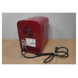 Dr Pepper 6-Can Mini Fridge