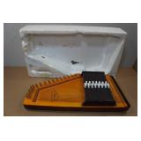 Vintage Oscar Schmidt Auto Harp Silvertone Model 797-25749