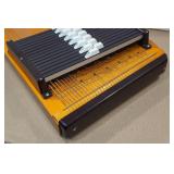 Vintage Oscar Schmidt Auto Harp Silvertone Model 797-25749