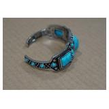 Navajo Style Turquoise Stone Bracelet