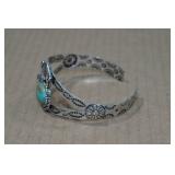 Navajo Style Stone Turquoise Bracelet