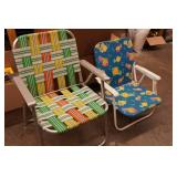 *2* Folding Chairs