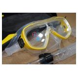 Cressi Adult Rondine Palau Fin Snorkel Set - Fin Size XS/S