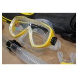 Cressi Adult Rondine Palau Fin Snorkel Set - Fin Size XS/S