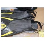 Cressi Adult Rondine Palau Fin Snorkel Set - Fin Size S/M