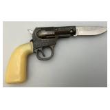 Vintage JAMES BUTLER HICKOK Collectors Gun Shaped Knife and More in Original Tin (NIB)